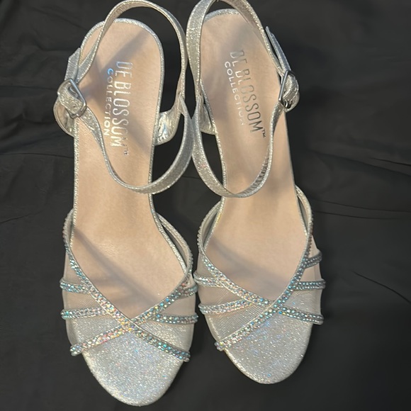 silver Rhinestone Kitty Heels - Picture 7 of 11
